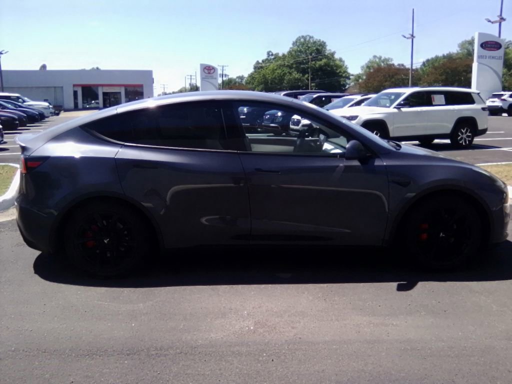 Used 2020 Tesla Model Y Performance AWD/4WD image 2
