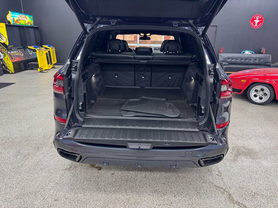 Used 2020 BMW X5 M50i w/ Executive Package AWD/4WD image 15