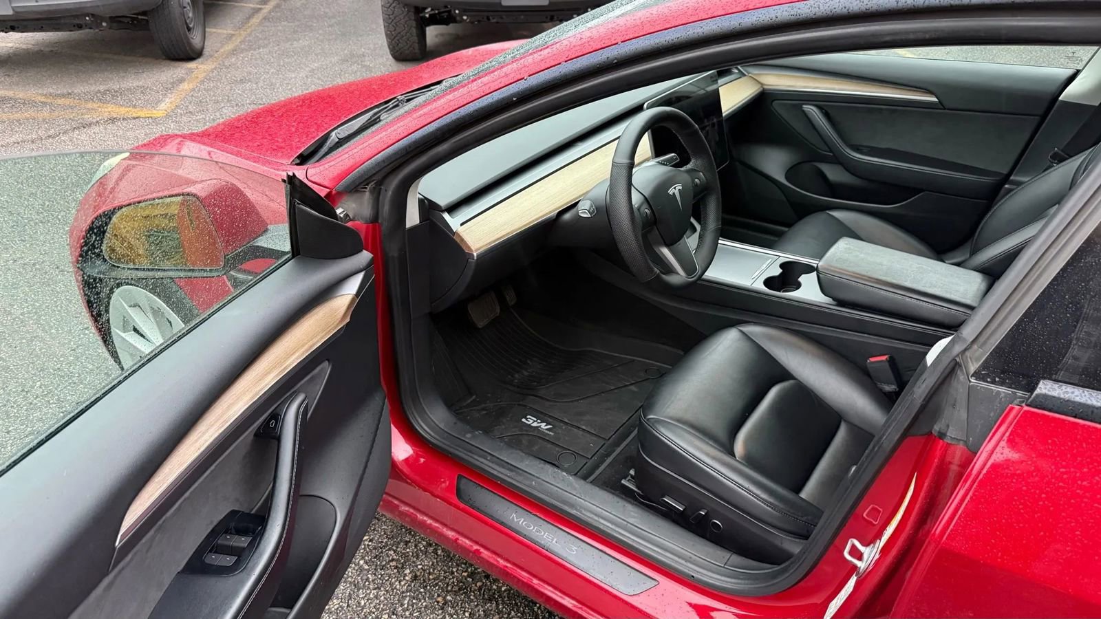 Used 2022 Tesla Model 3 Standard Range image 6