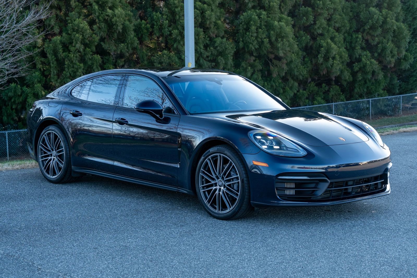 Certified 2022 Porsche Panamera 4 w/ Premium Package image 9