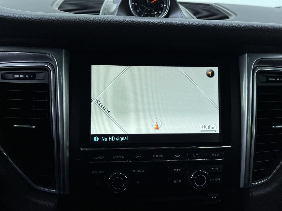 Used 2016 Porsche Macan S AWD/4WD image 23