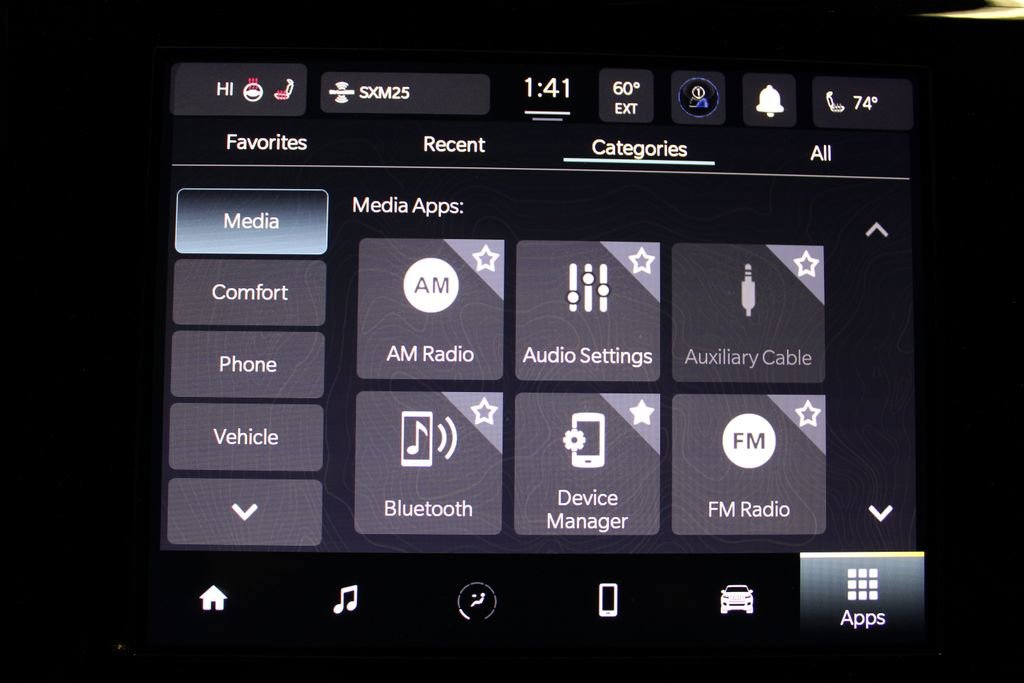 New 2025 Jeep Grand Cherokee Laredo X w/ Luxury Tech Group I image 18