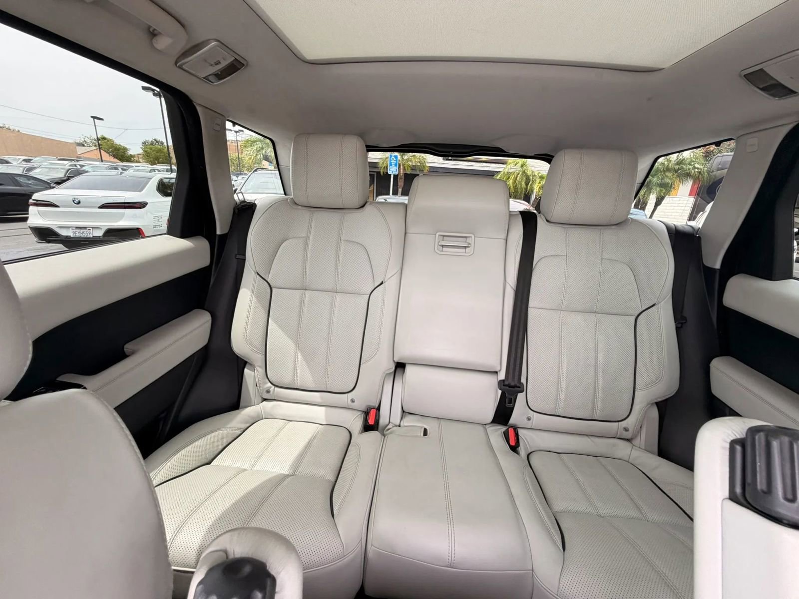 Used 2016 Land Rover Range Rover Sport HSE AWD/4WD image 27