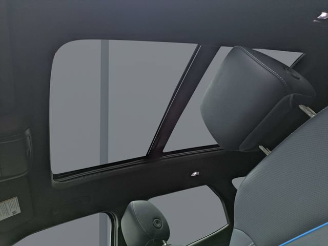 Used 2025 Chevrolet Blazer RS w/ Enhanced Convenience Package FWD image 22