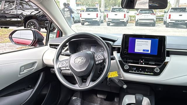 Used 2025 Toyota Corolla LE image 15
