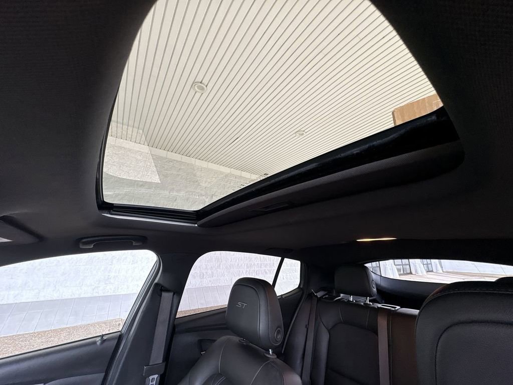 Used 2024 Buick Envista Sport Touring w/ Convenience I Package image 18