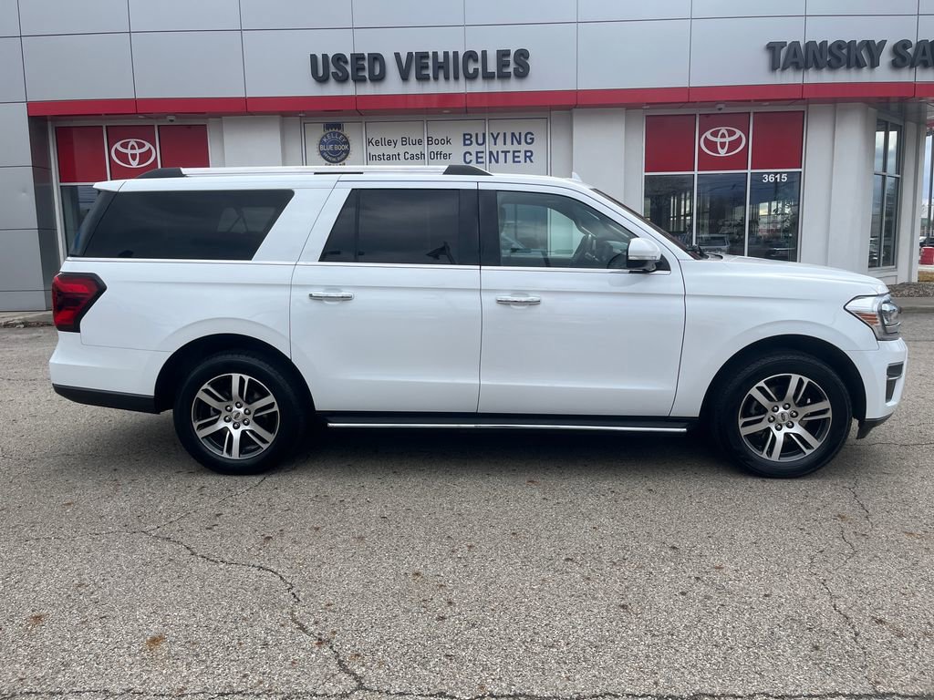 Used 2023 Ford Expedition Max Limited image 7