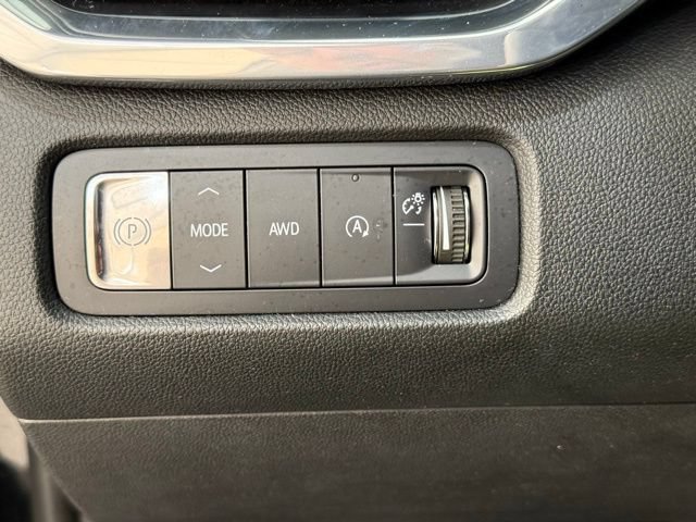 Used 2025 GMC Acadia Elevation AWD/4WD image 38