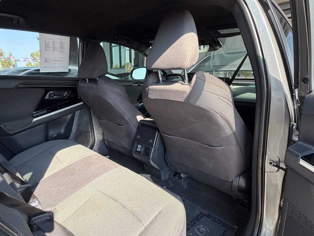 Used 2024 Subaru Solterra AWD/4WD image 28
