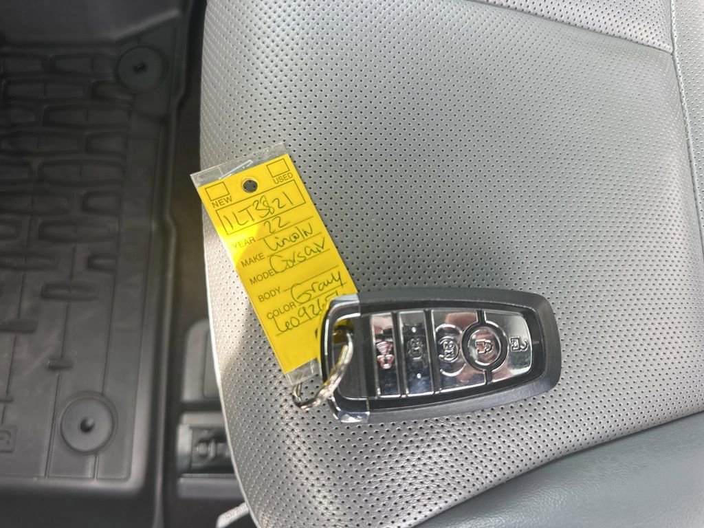 Used 2022 Lincoln Corsair AWD w/ Premium Package image 35