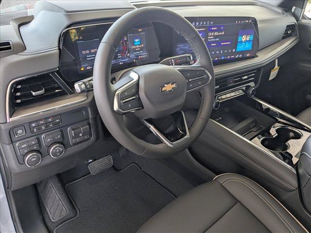 New 2025 Chevrolet Suburban Premier AWD/4WD image 3