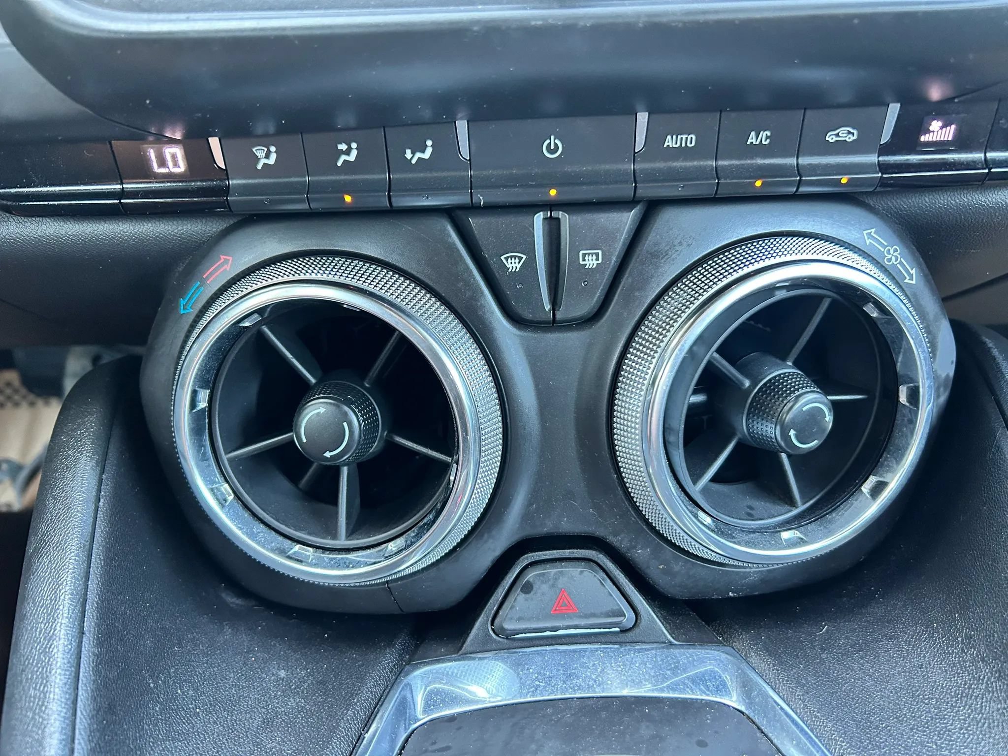 Used 2019 Chevrolet Camaro LT RWD image 24