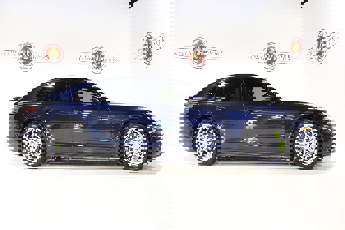 Used 2018 Porsche Panamera 4 image 43