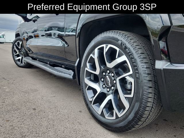 Used 2024 Chevrolet Silverado EV RST image 16