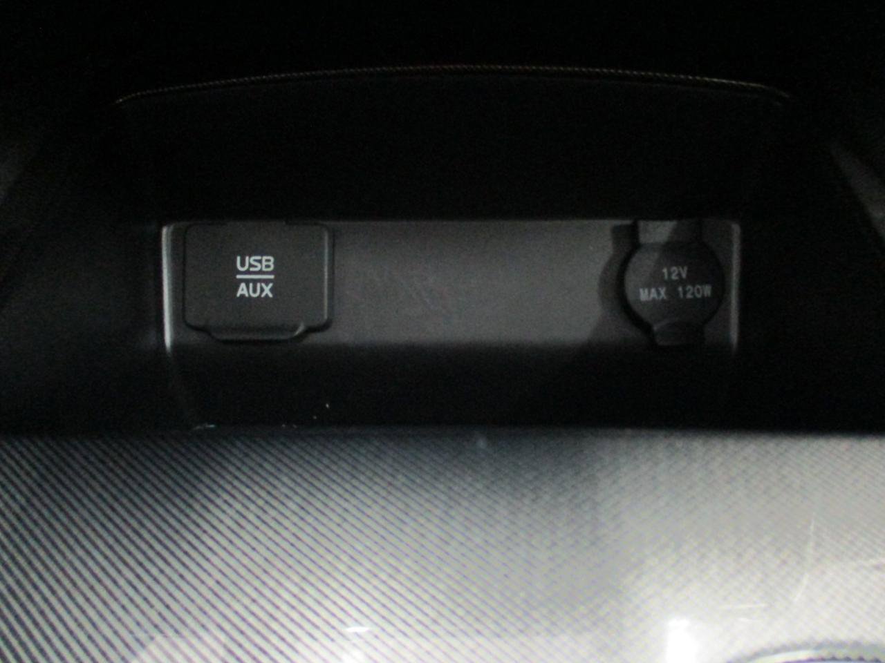 Used 2015 Nissan Altima 2.5 SL w/ Technology Package FWD image 25