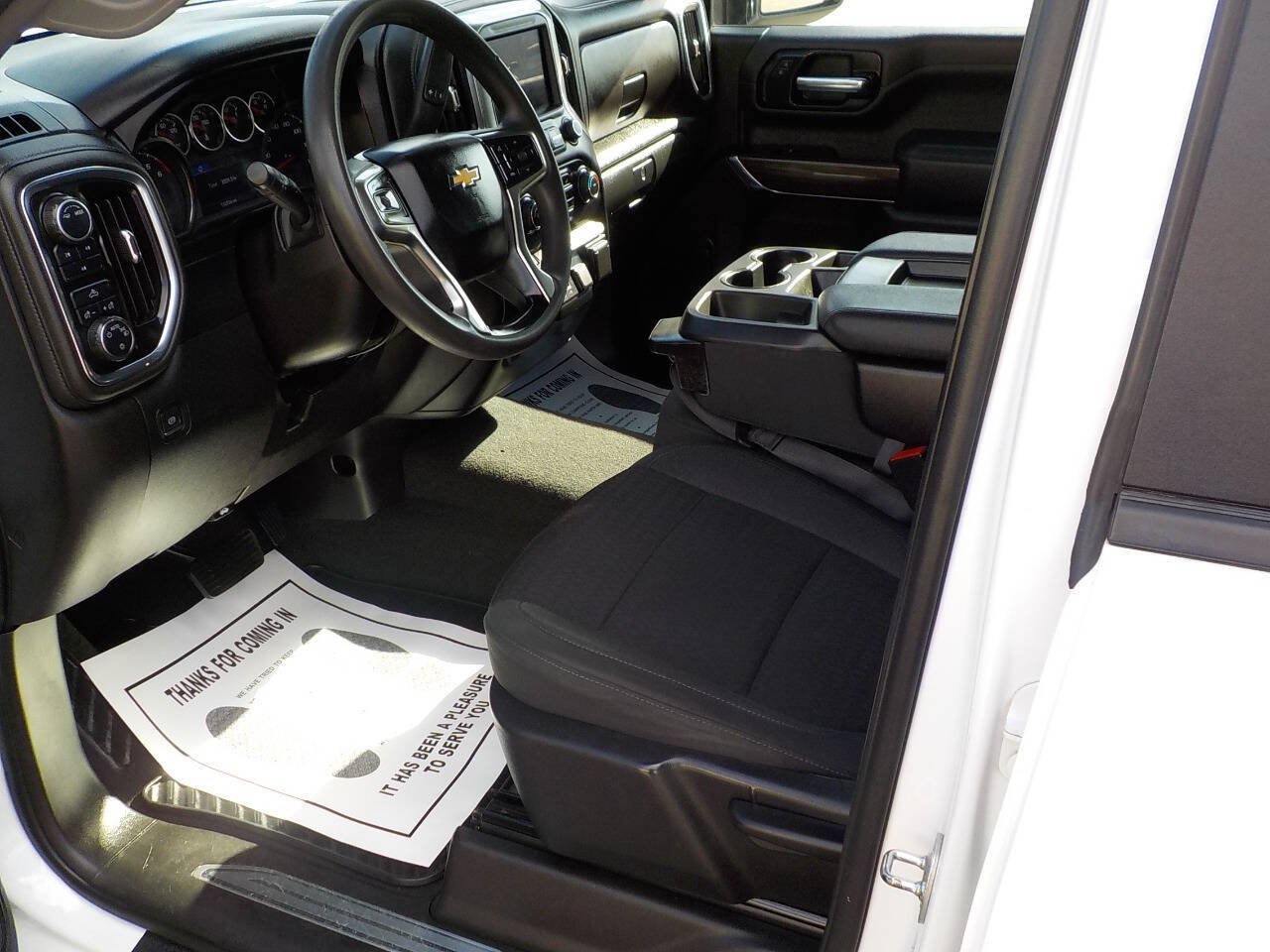 Used 2022 Chevrolet Silverado 2500 LT AWD/4WD image 11