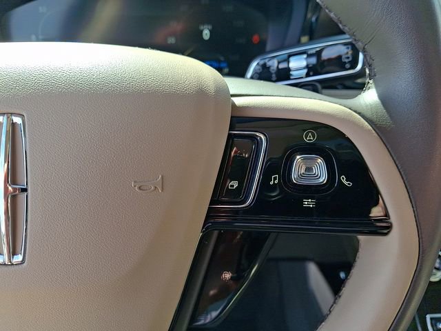 Used 2022 Lincoln Corsair Grand Touring image 23