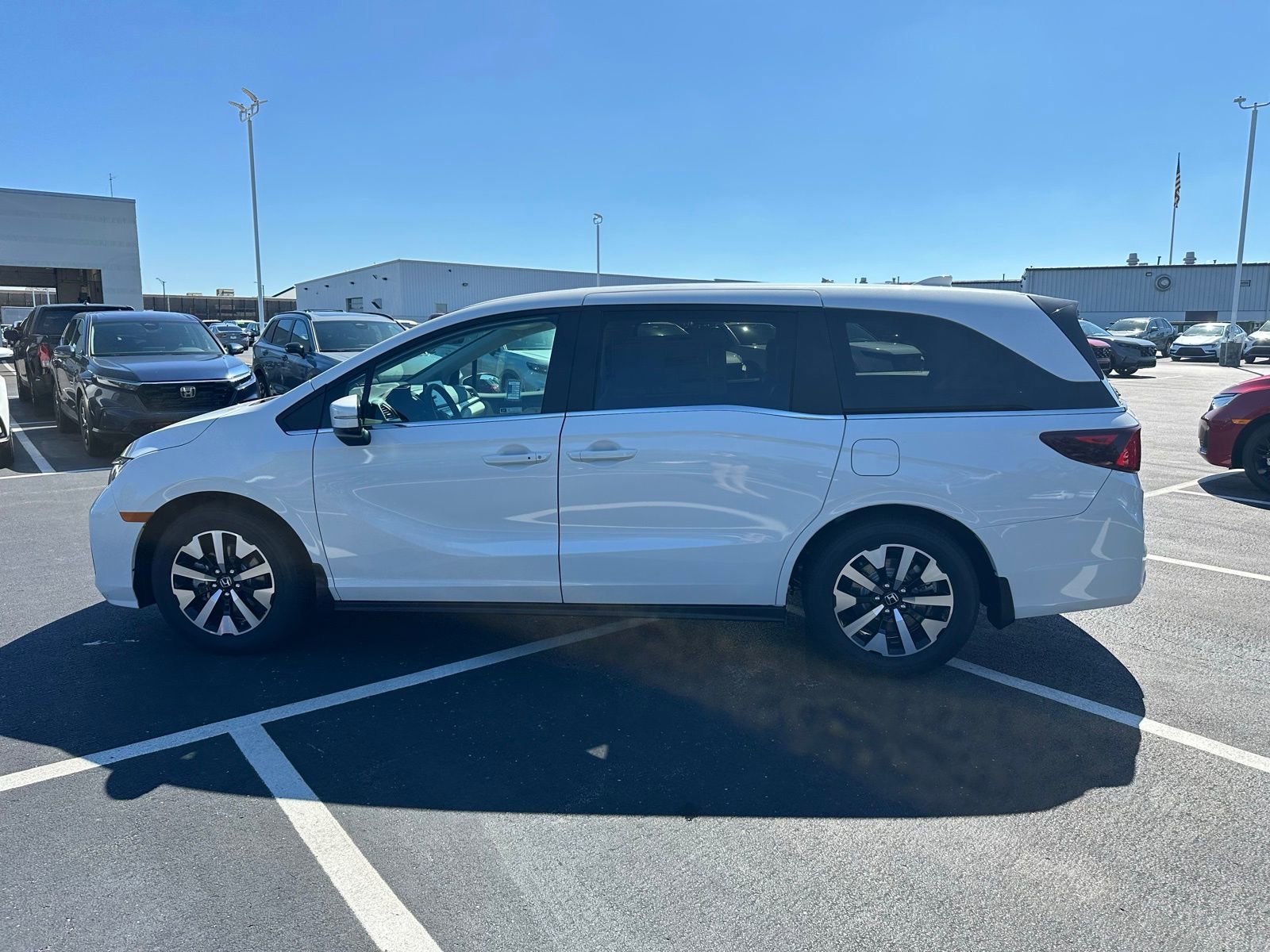 New 2026 Honda Odyssey EX-L image 2
