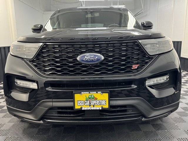 Used 2021 Ford Explorer ST w/ ST Street Pack image 2
