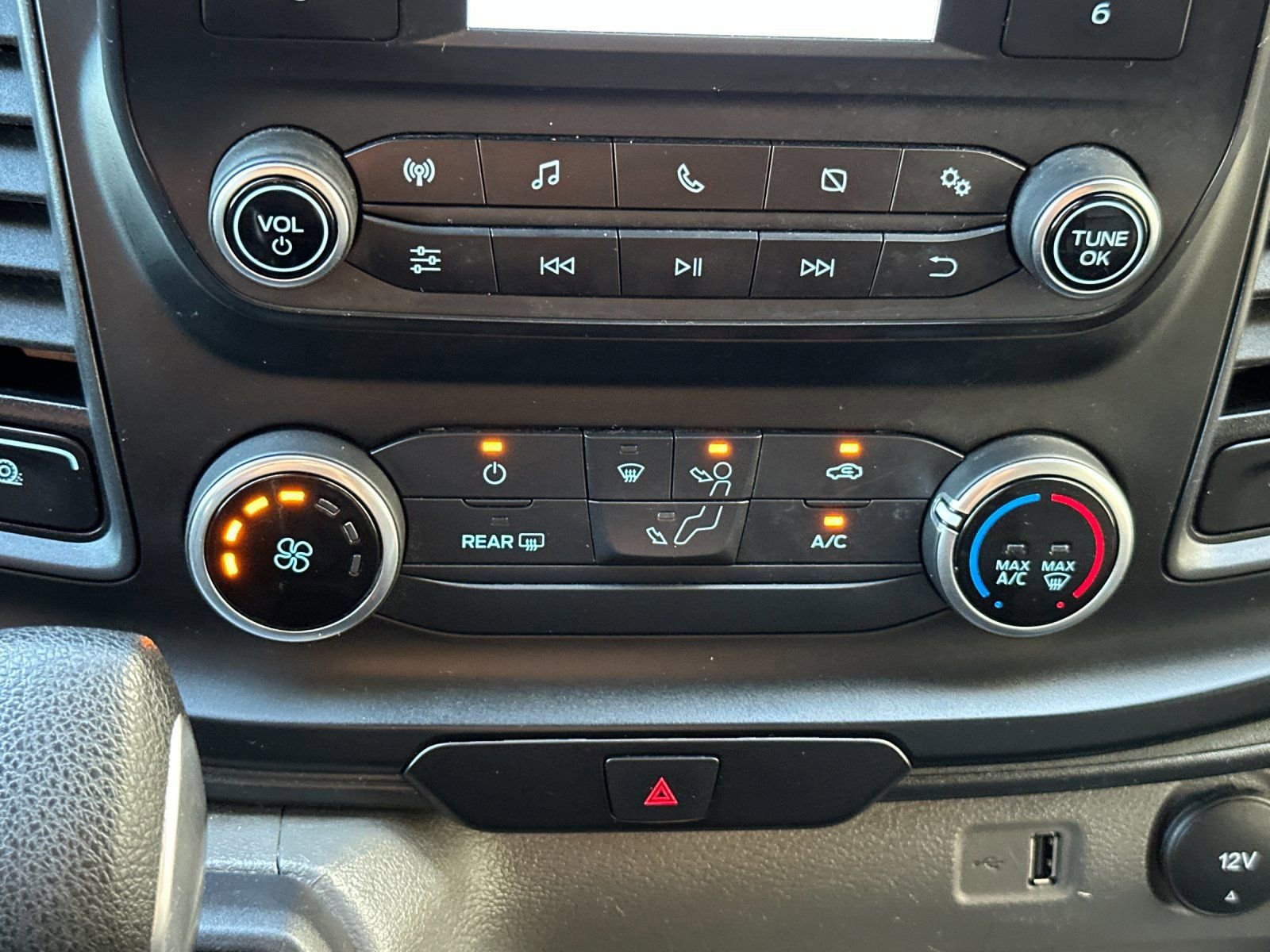 Used 2023 Ford Transit 350 XL image 20