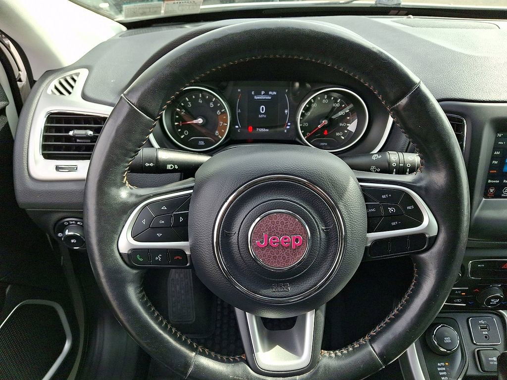 Used 2019 Jeep Compass Latitude w/ Cold Weather Group image 18