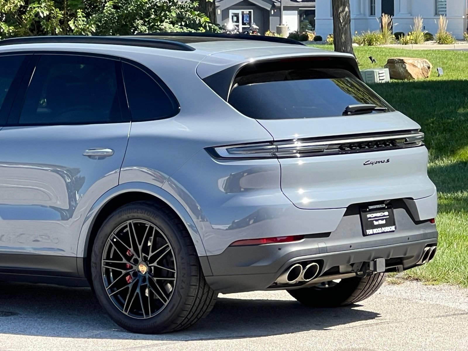 Certified 2024 Porsche Cayenne S AWD/4WD image 9