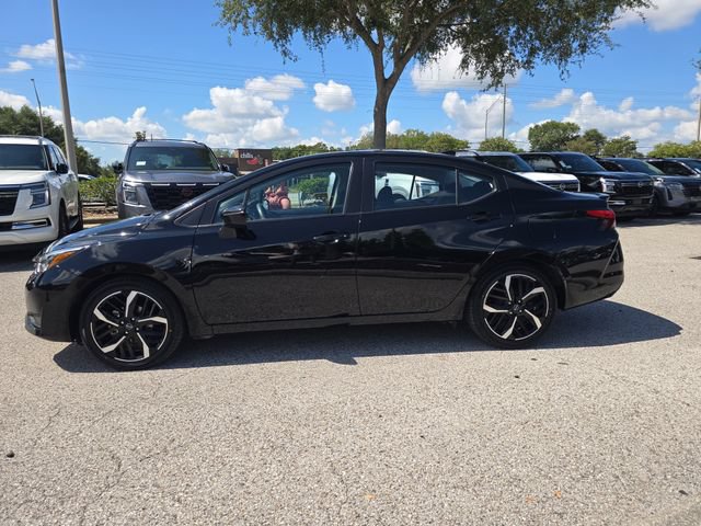 Used 2024 Nissan Versa SR FWD image 5