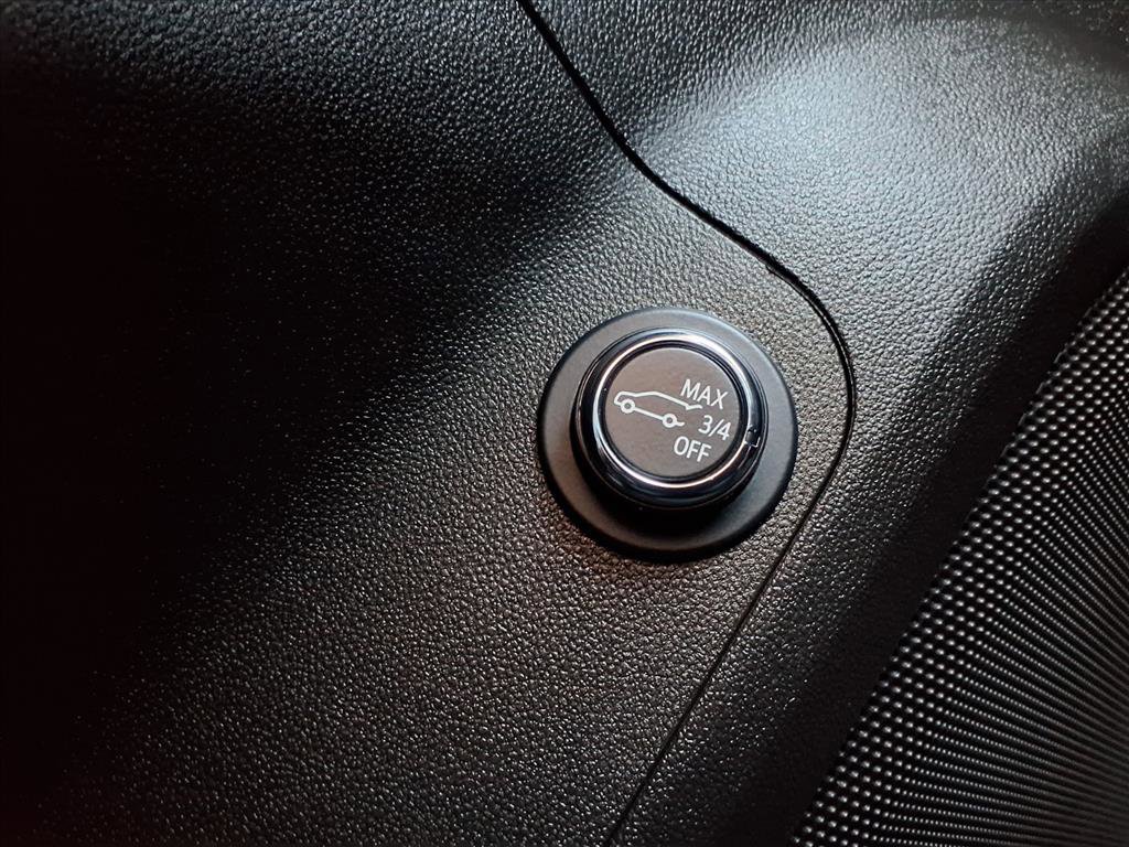 Used 2023 GMC Acadia SLE w/ Driver Convenience Package image 22