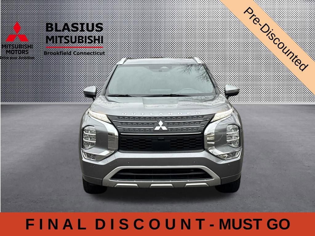 Used 2022 Mitsubishi Outlander SEL FWD image 3