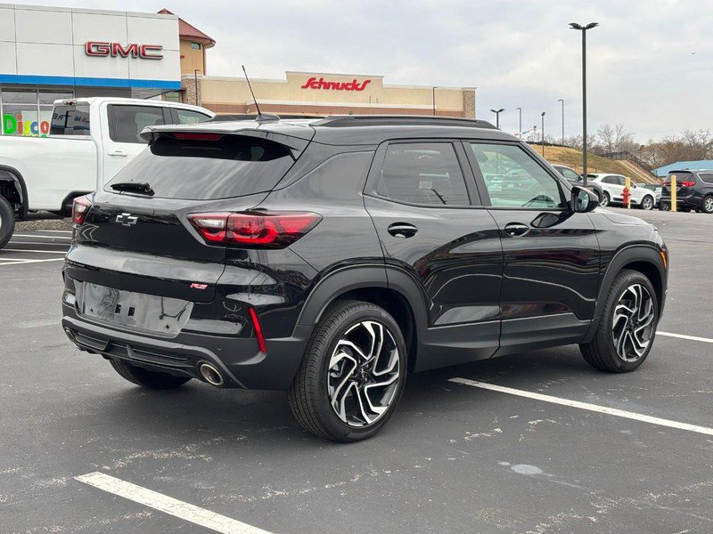 Used 2025 Chevrolet TrailBlazer RS w/ Convenience Package image 3