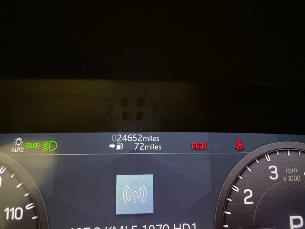 Used 2020 Land Rover Defender 110 S AWD/4WD image 13