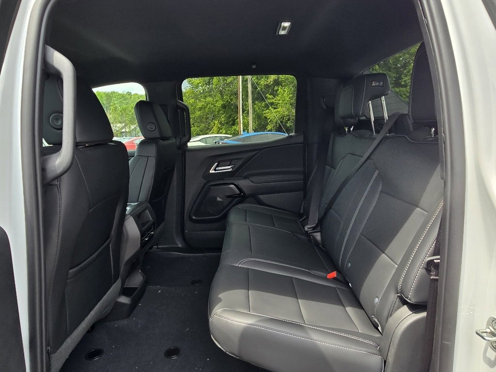 New 2026 Chevrolet Silverado EV LT image 12