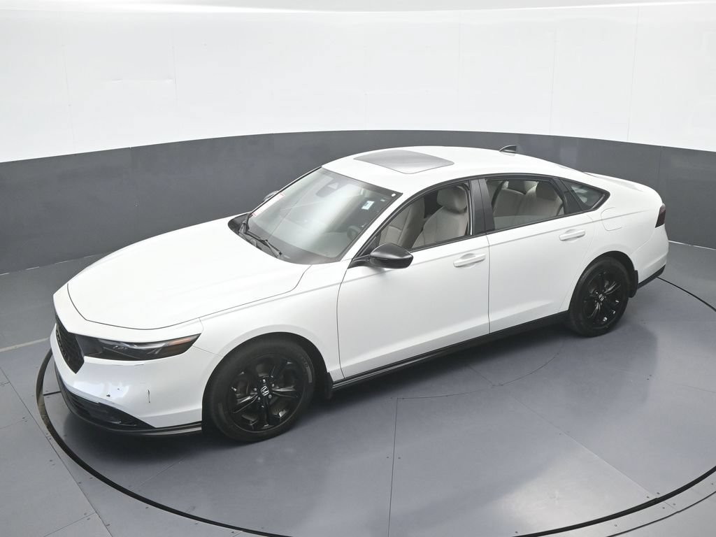 Used 2025 Honda Accord SE image 47