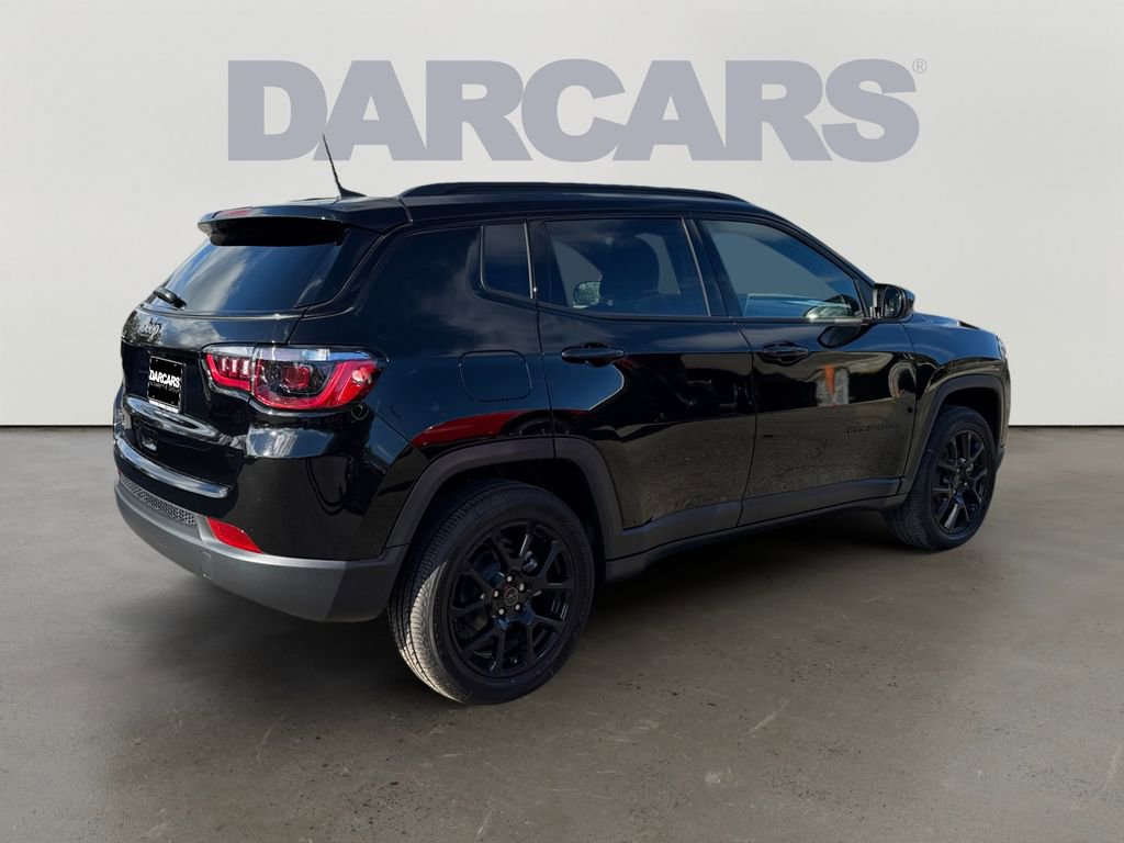 New 2026 Jeep Compass Latitude image 7