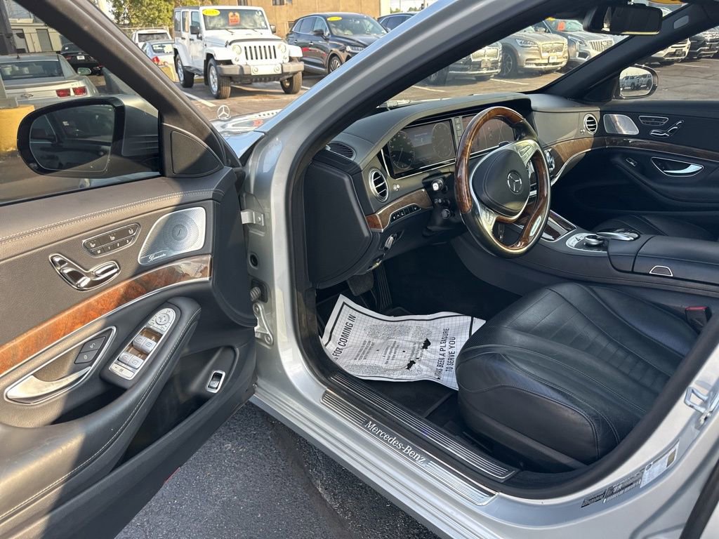 Used 2015 Mercedes-Benz S 550 4MATIC Sedan image 28