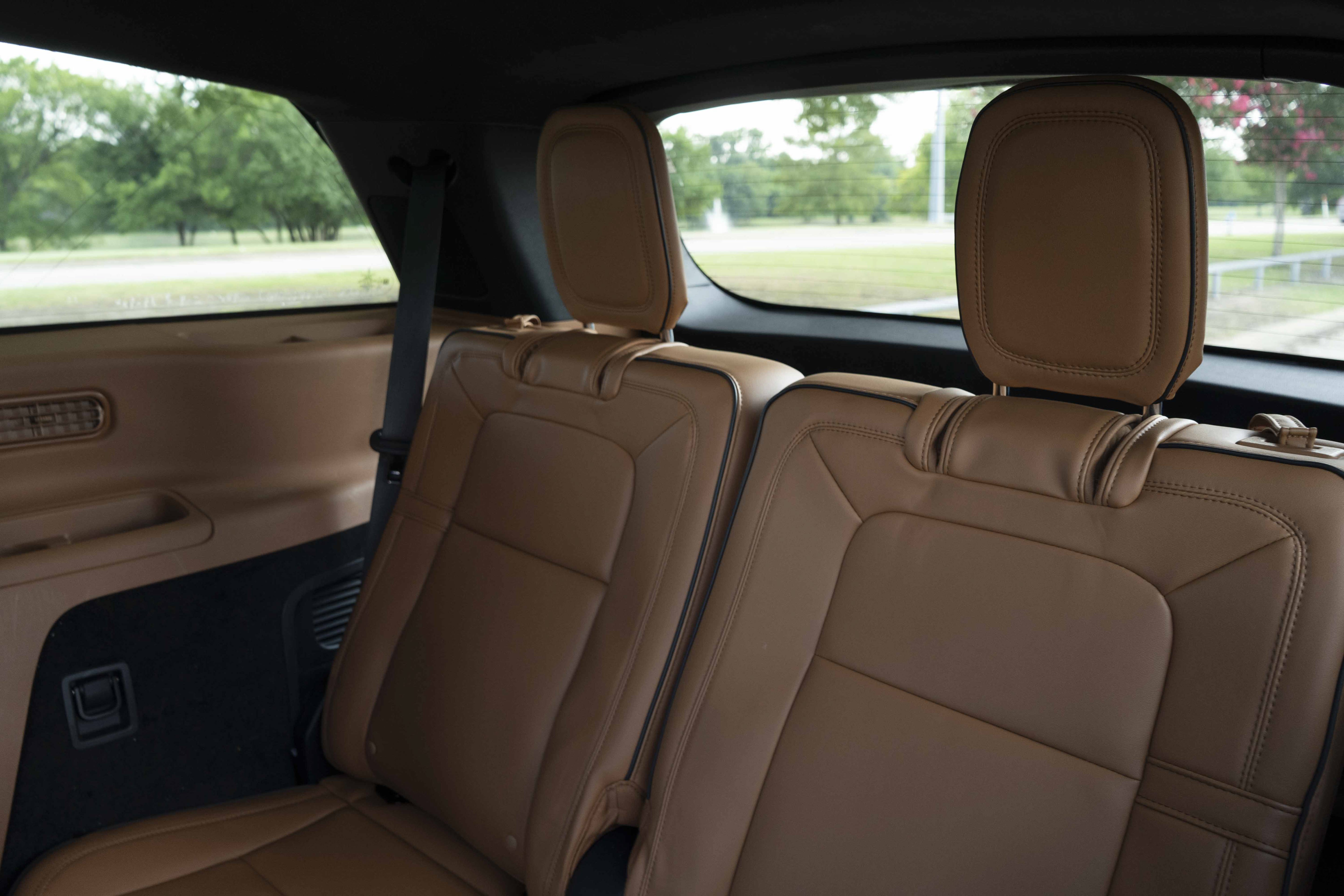 Used 2025 Lincoln Aviator Black Label AWD/4WD image 19