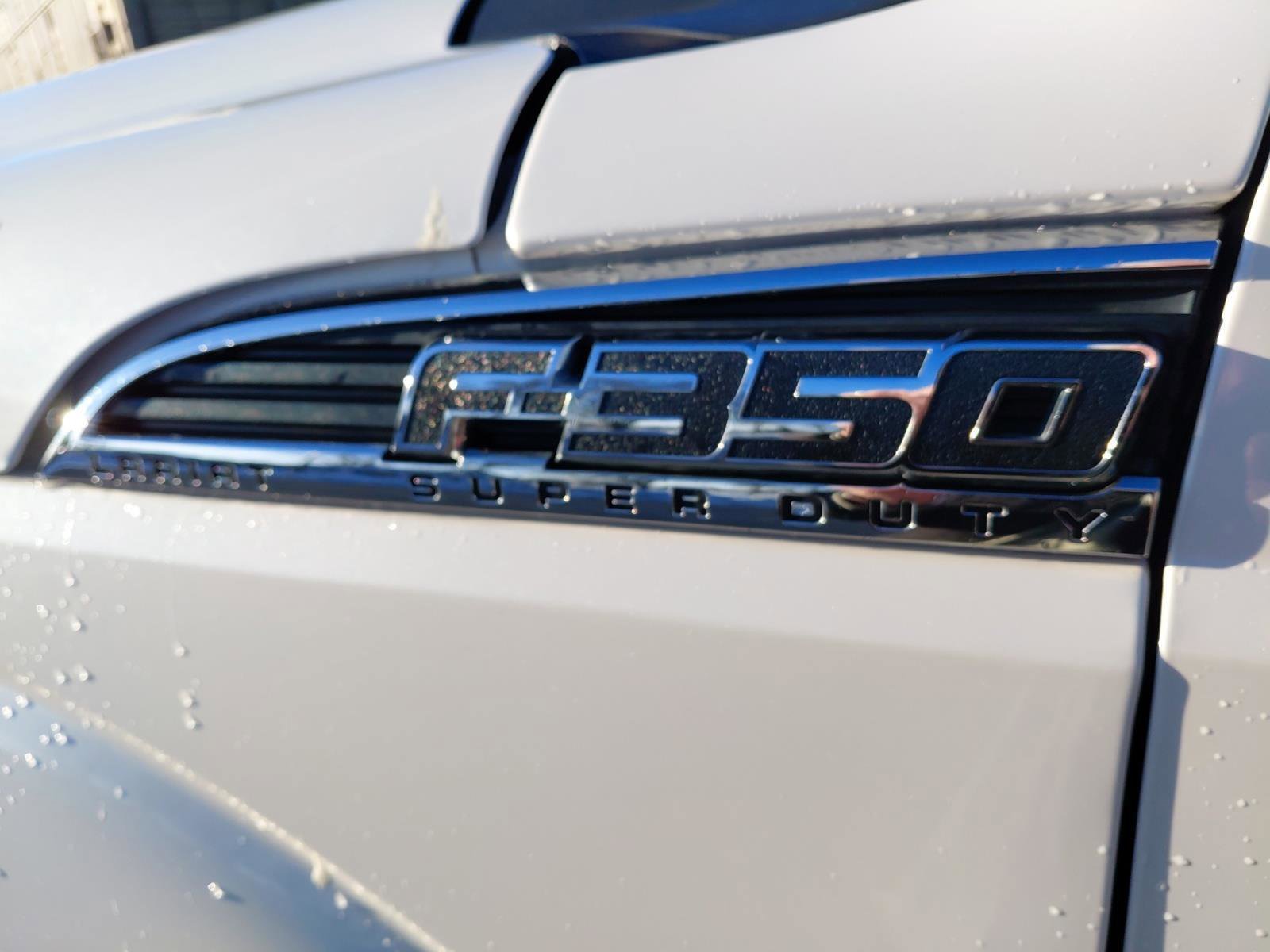 Used 2016 Ford F350 Lariat w/ Lariat Ultimate Package image 13