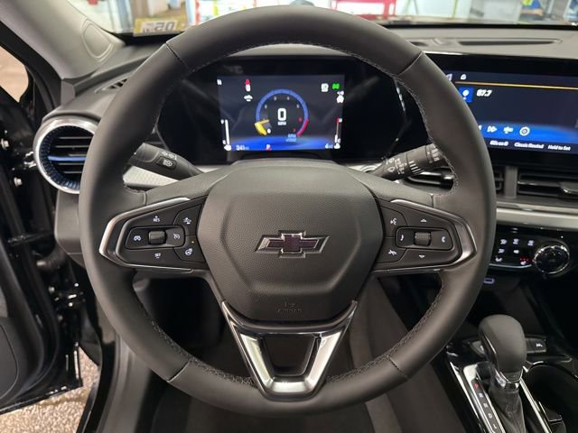 New 2026 Chevrolet Trax LT w/ Driver Confidence Package FWD image 13