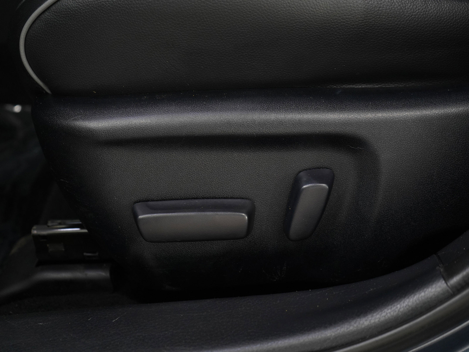 Used 2014 Toyota Corolla S Premium w/ Driver Convenience Package FWD image 21
