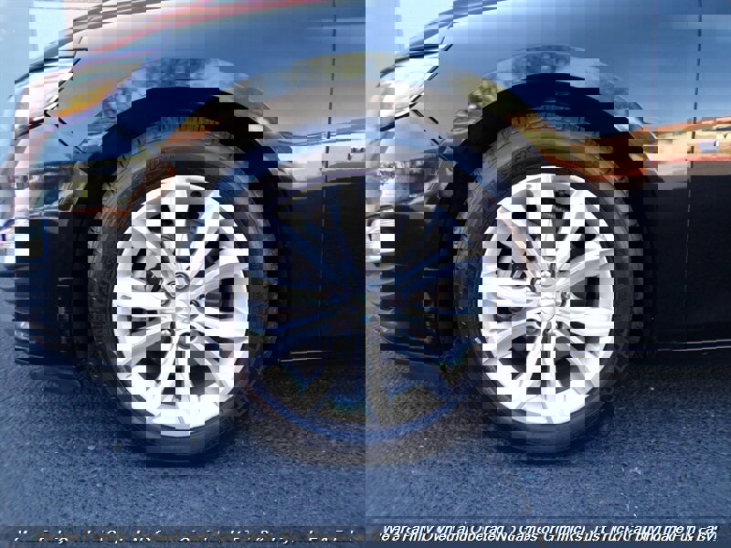 Used 2019 Chevrolet Malibu LT w/ Leather Package FWD image 47