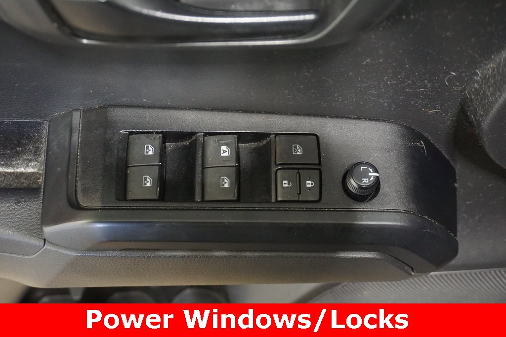 Used 2023 Toyota Tacoma SR image 5