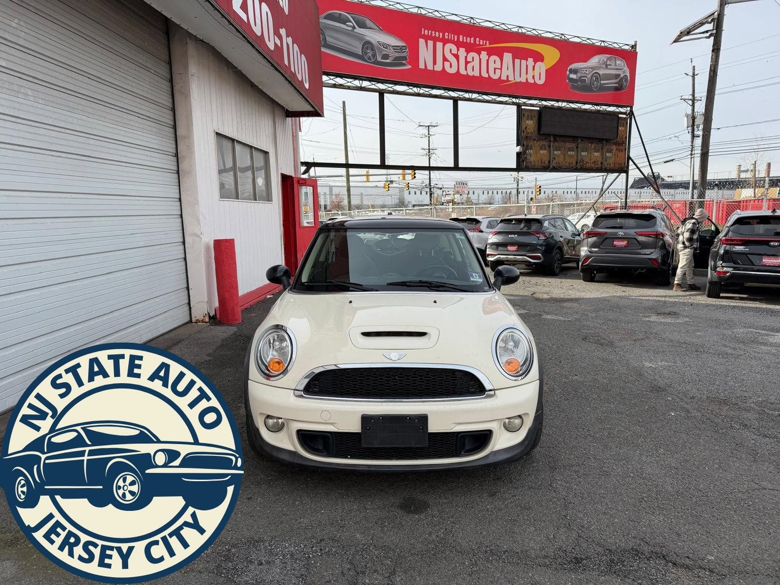 Used 2012 MINI Cooper S image 6