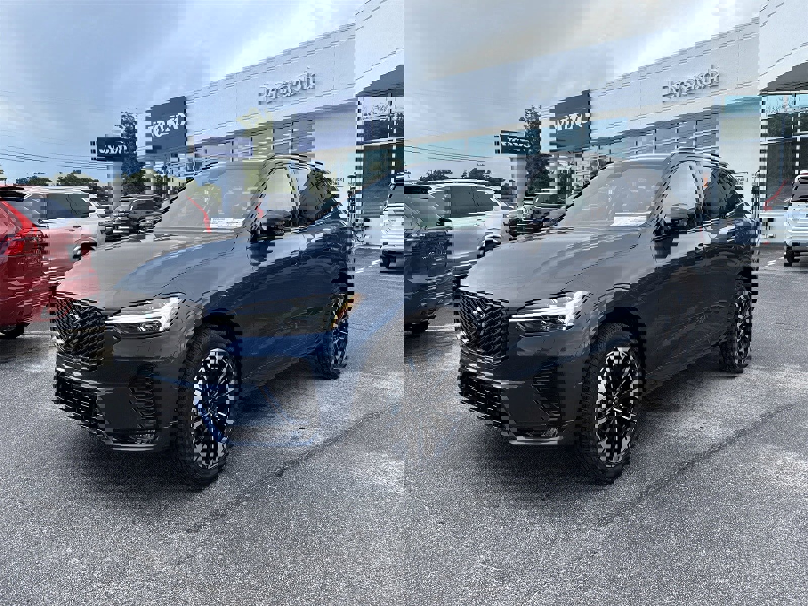 New 2026 Volvo XC60 B5 Plus w/ Protection Package Premier image 1