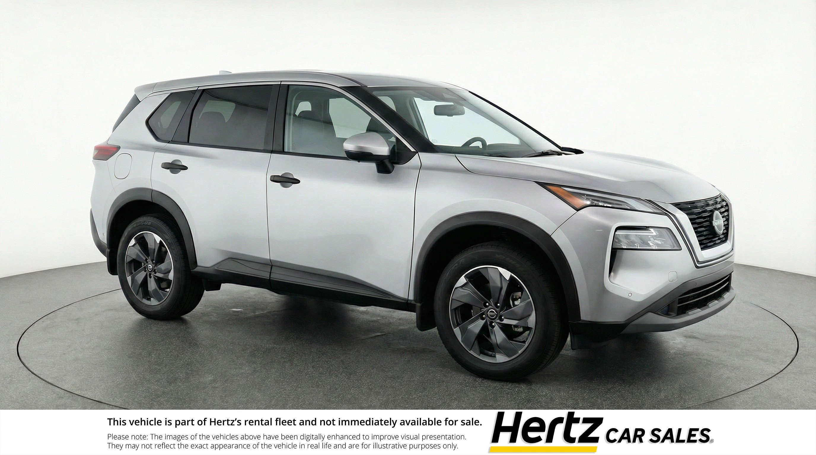 Used 2025 Nissan Rogue SV image 1