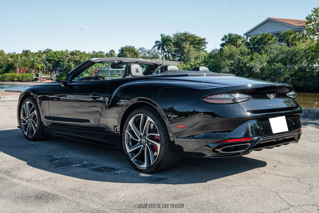Used 2025 Bentley Continental GT Speed image 6