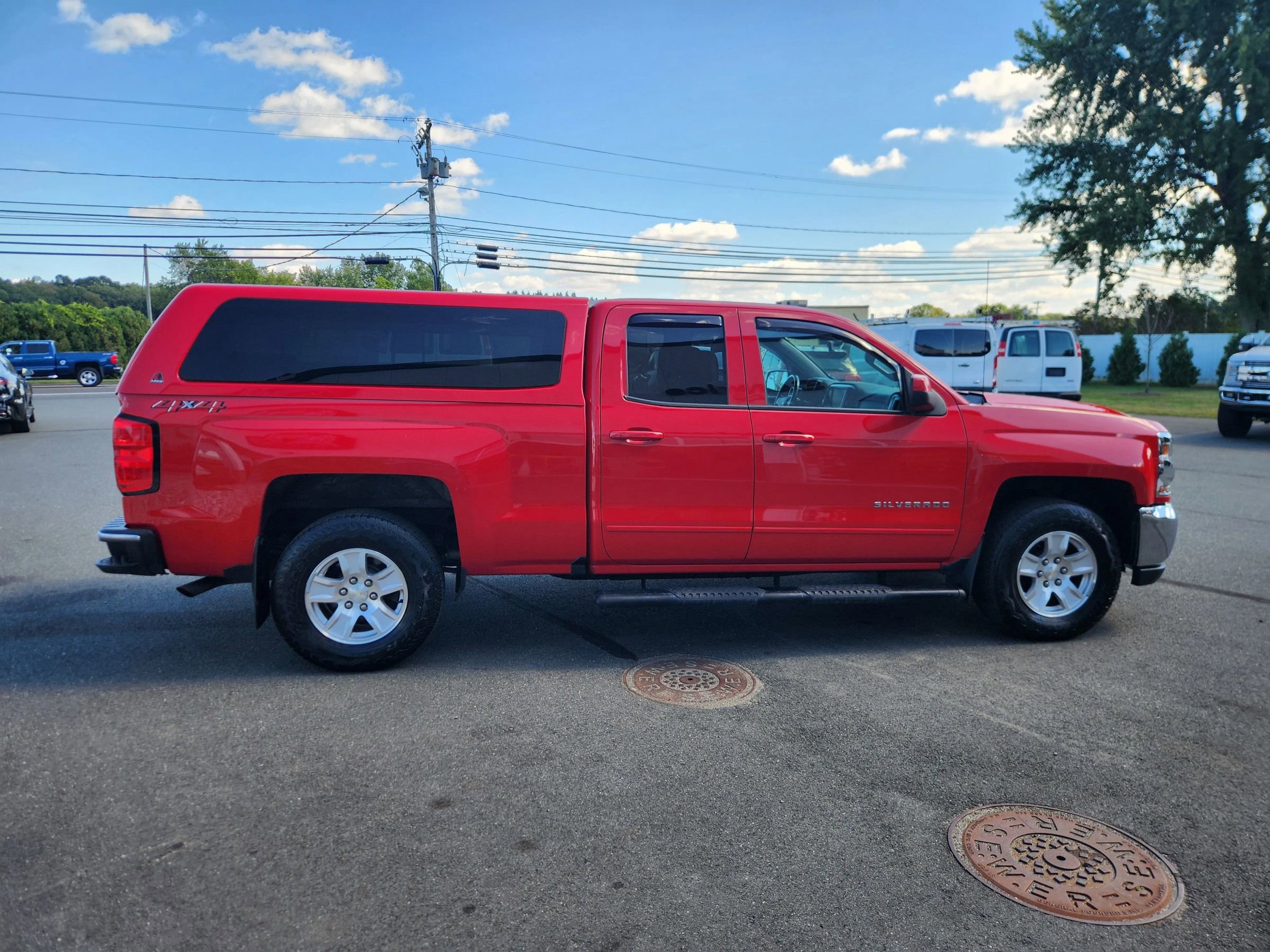 Used 2018 Chevrolet Silverado 1500 LT w/ All Star Edition image 17