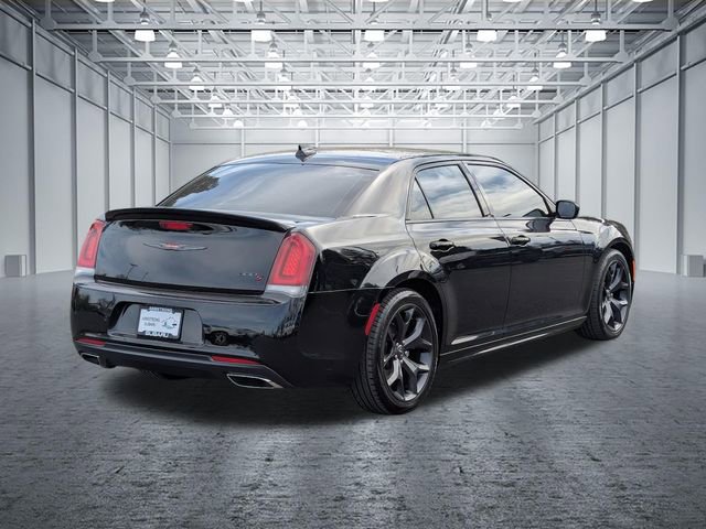 Used 2022 Chrysler 300 S RWD image 5