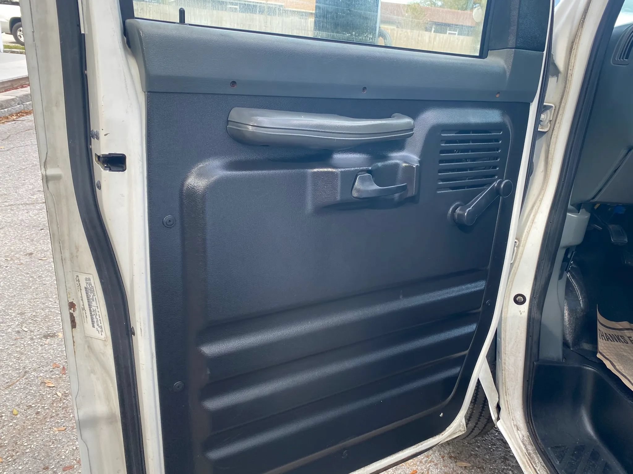 Used 1996 Ford E-350 and Econoline 350 RWD image 15