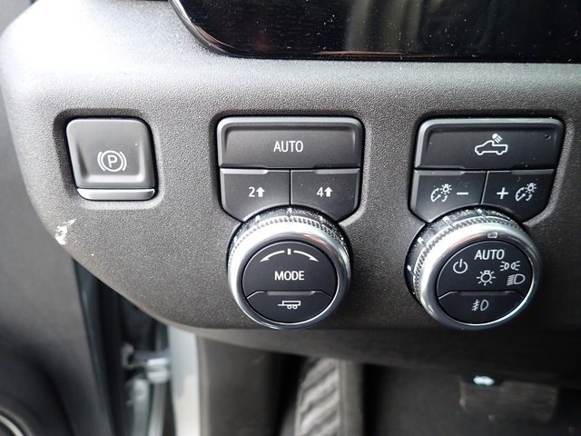 Used 2024 GMC Sierra 1500 Elevation w/ LPO, Elevation Black Package image 25