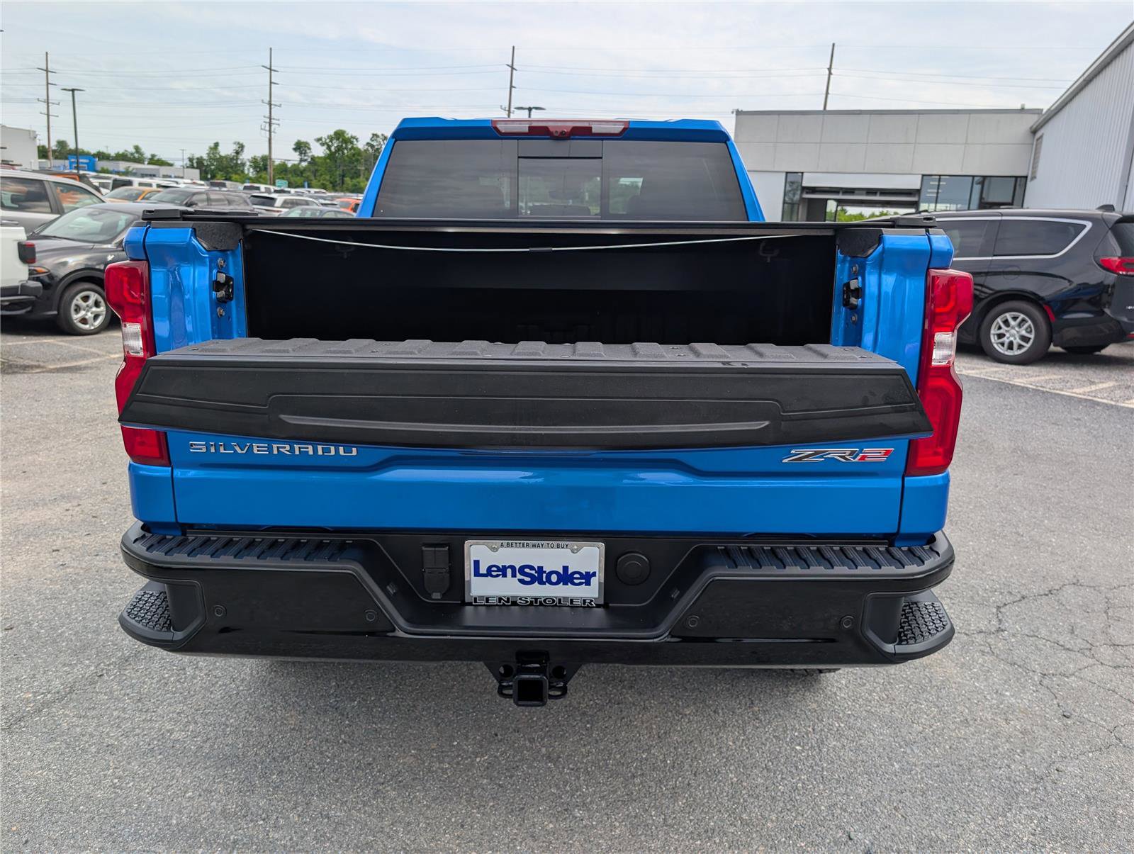 Used 2025 Chevrolet Silverado 1500 ZR2 w/ Technology Package AWD/4WD image 15